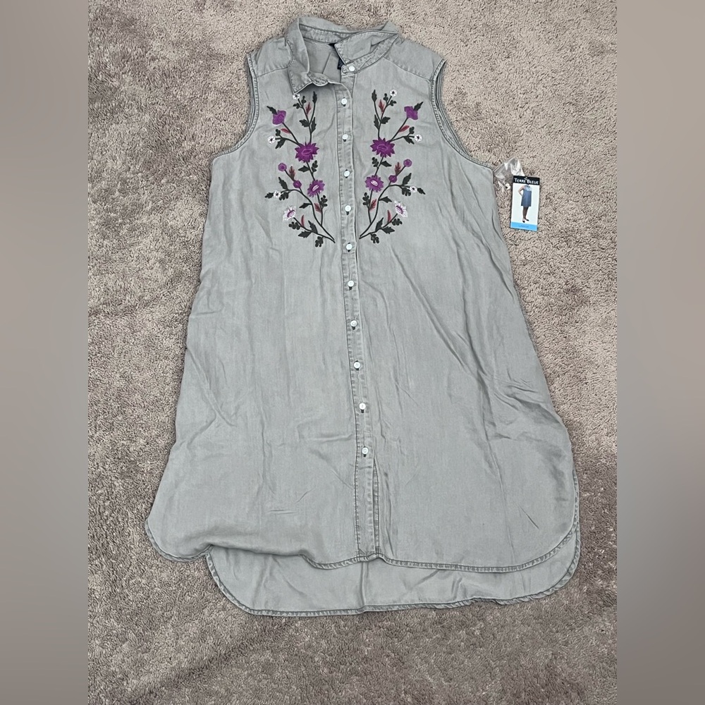 NEW Gray Embellished Buttoned Tunic Dress - Large